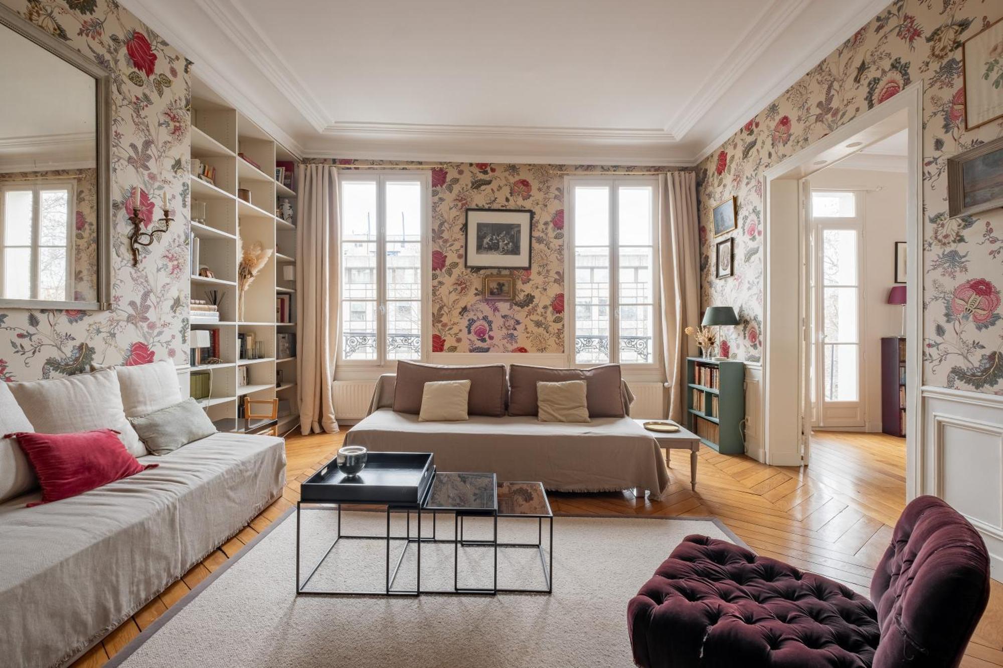 Veeve - Flowers In Saint-Martin Paris Exterior photo